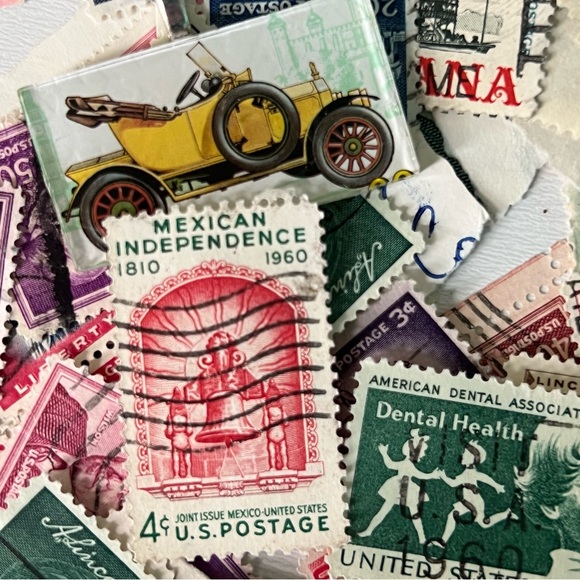 DISNEY Vintage POSTAGE stamp and USA postage stamp lot - Picture 8 of 10